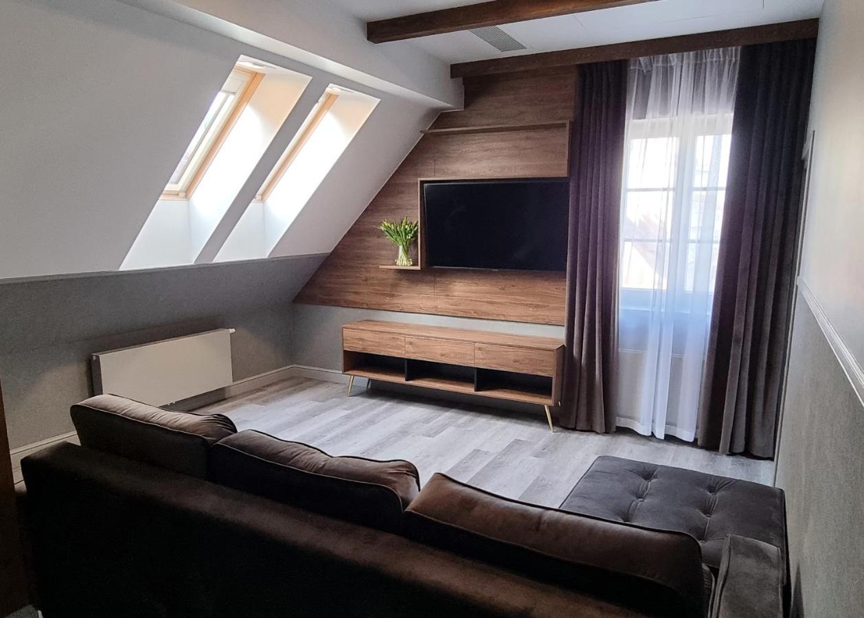 Stary Rynek Old Market Square Premium Apartments & Restaurant Ratuszova Ad 1954 Room Service & Mini Bar Πόζναν Εξωτερικό φωτογραφία