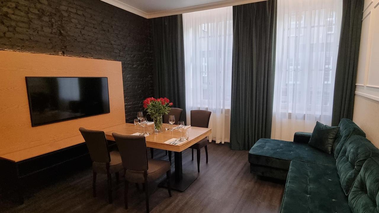 Stary Rynek Old Market Square Premium Apartments & Restaurant Ratuszova Ad 1954 Room Service & Mini Bar Πόζναν Εξωτερικό φωτογραφία