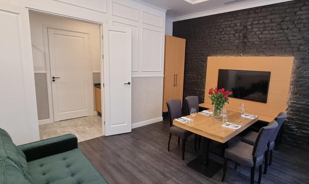 Stary Rynek Old Market Square Premium Apartments & Restaurant Ratuszova Ad 1954 Room Service & Mini Bar Πόζναν Εξωτερικό φωτογραφία